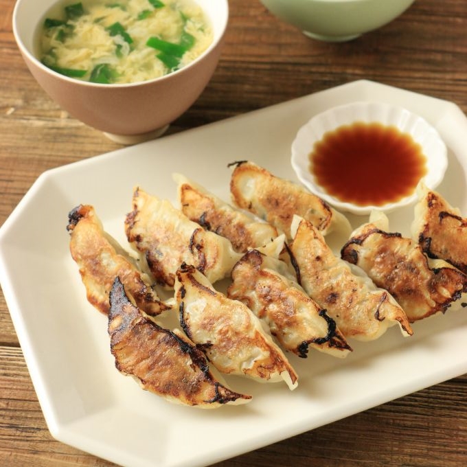 キャベツたっぷり焼き餃子